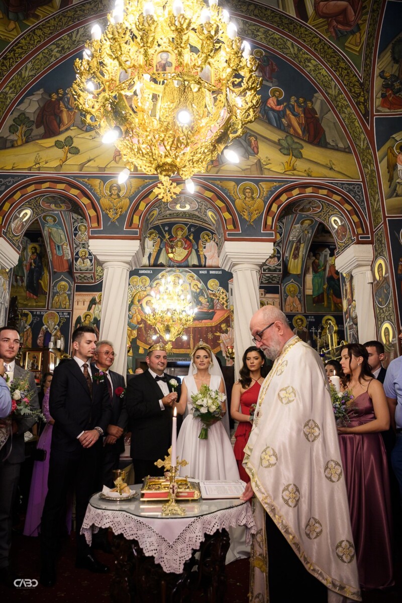 biserica sfantul spiridon cel vechi nunta Andreea si Dragos