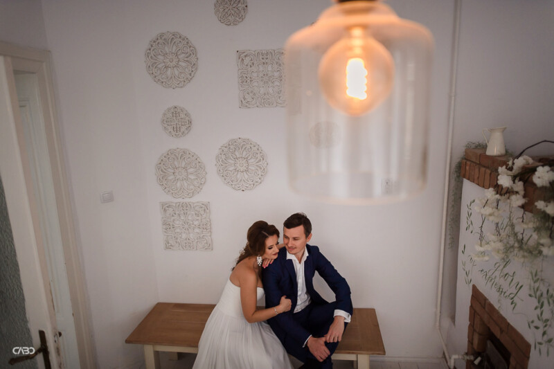 The White Loft sedinta foto save the date Florina si Marius