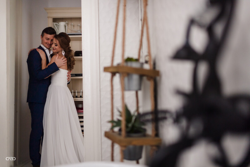 The White Loft sedinta foto save the date Florina si Marius